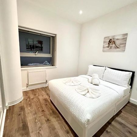 Immaculate Flat In West Croydon Apartamento Exterior foto