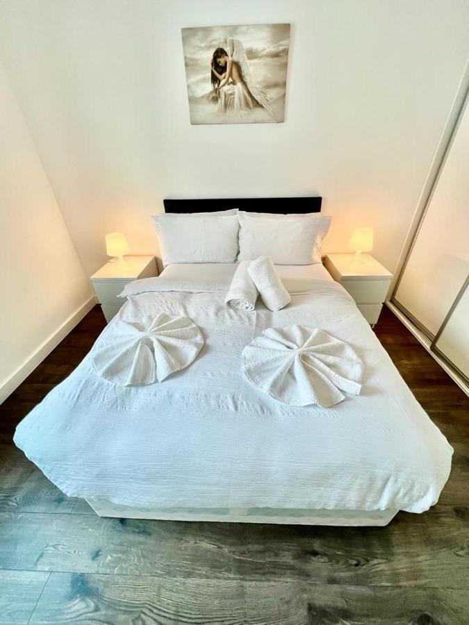 Immaculate Flat In West Croydon Apartamento Exterior foto
