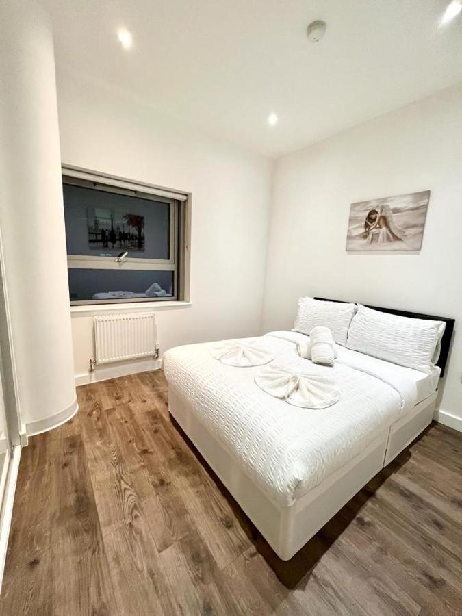 Immaculate Flat In West Croydon Apartamento Exterior foto